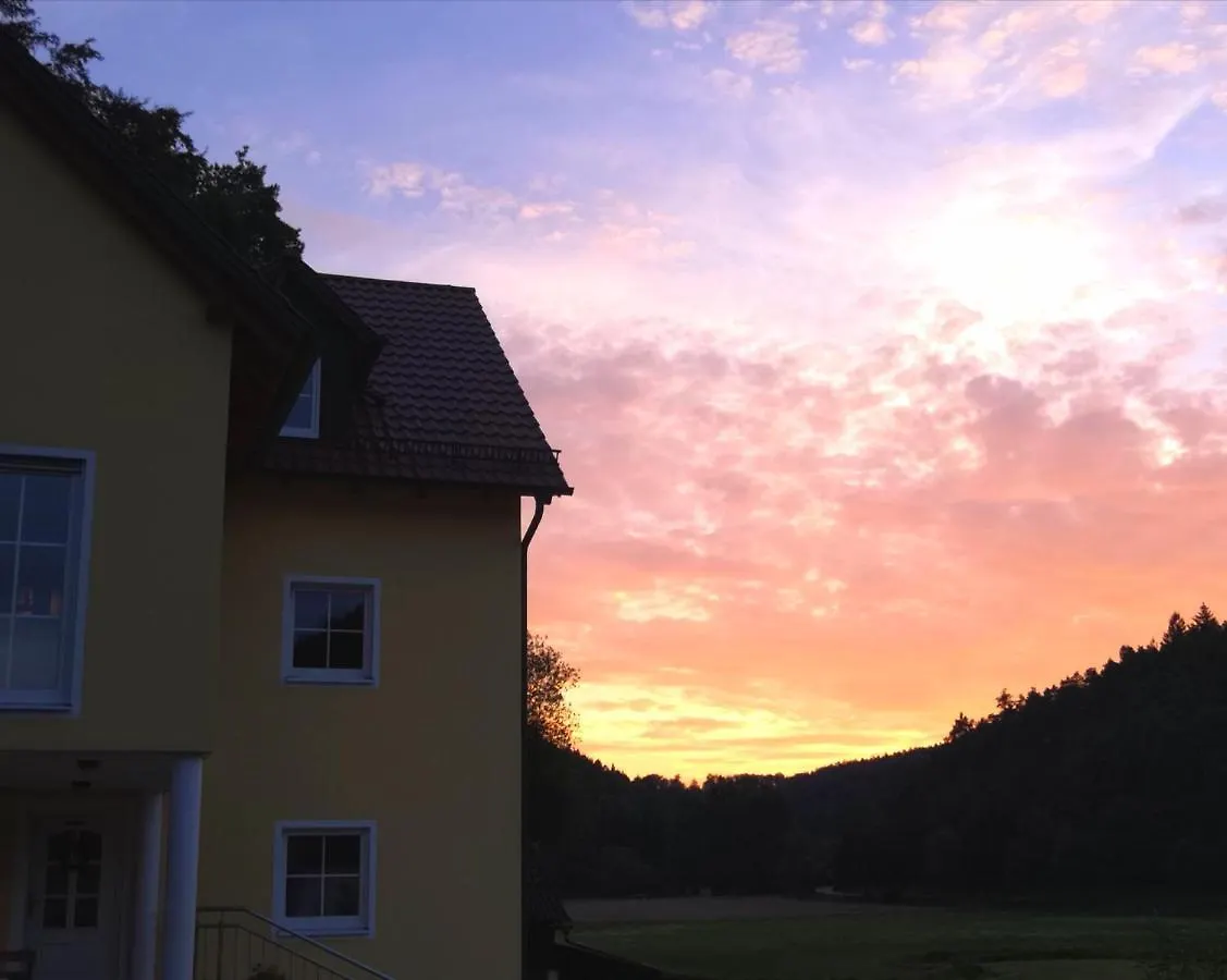 Ferienhaus Am Bach Deuerling 0*,